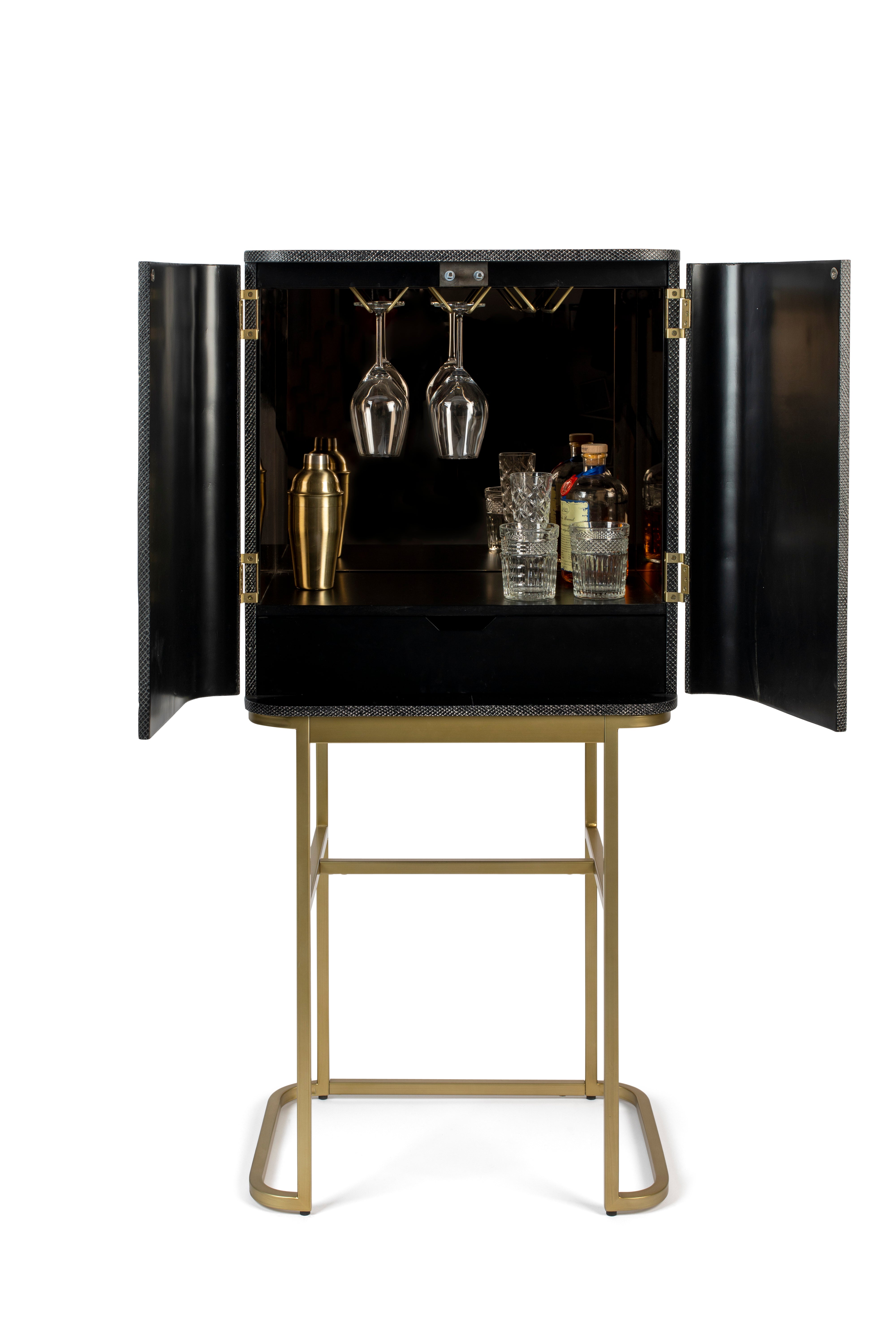 Bold Monkey Ava Morgana Snake Drinks Cabinet